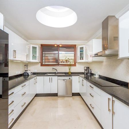 Casa Holmston, Duplex Villa With Hot Tub In Anfi Tauro Topaz โมกัน ภายนอก รูปภาพ